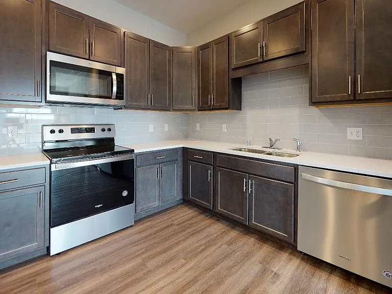 The Pines | Specials Available | Townhomes For Rent — Photo 204