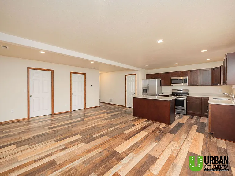 5517 & 5519 E 14th Ave — Photo 5