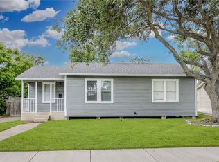 1046 Chamberlain St, Corpus Christi, TX 78404