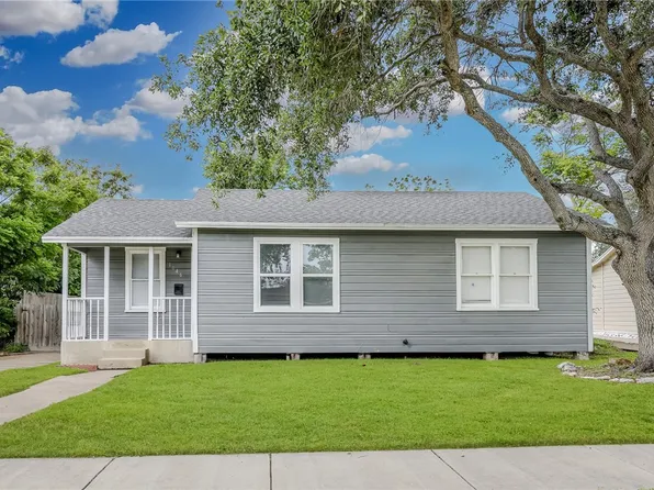 1046 Chamberlain St, Corpus Christi, TX 78404