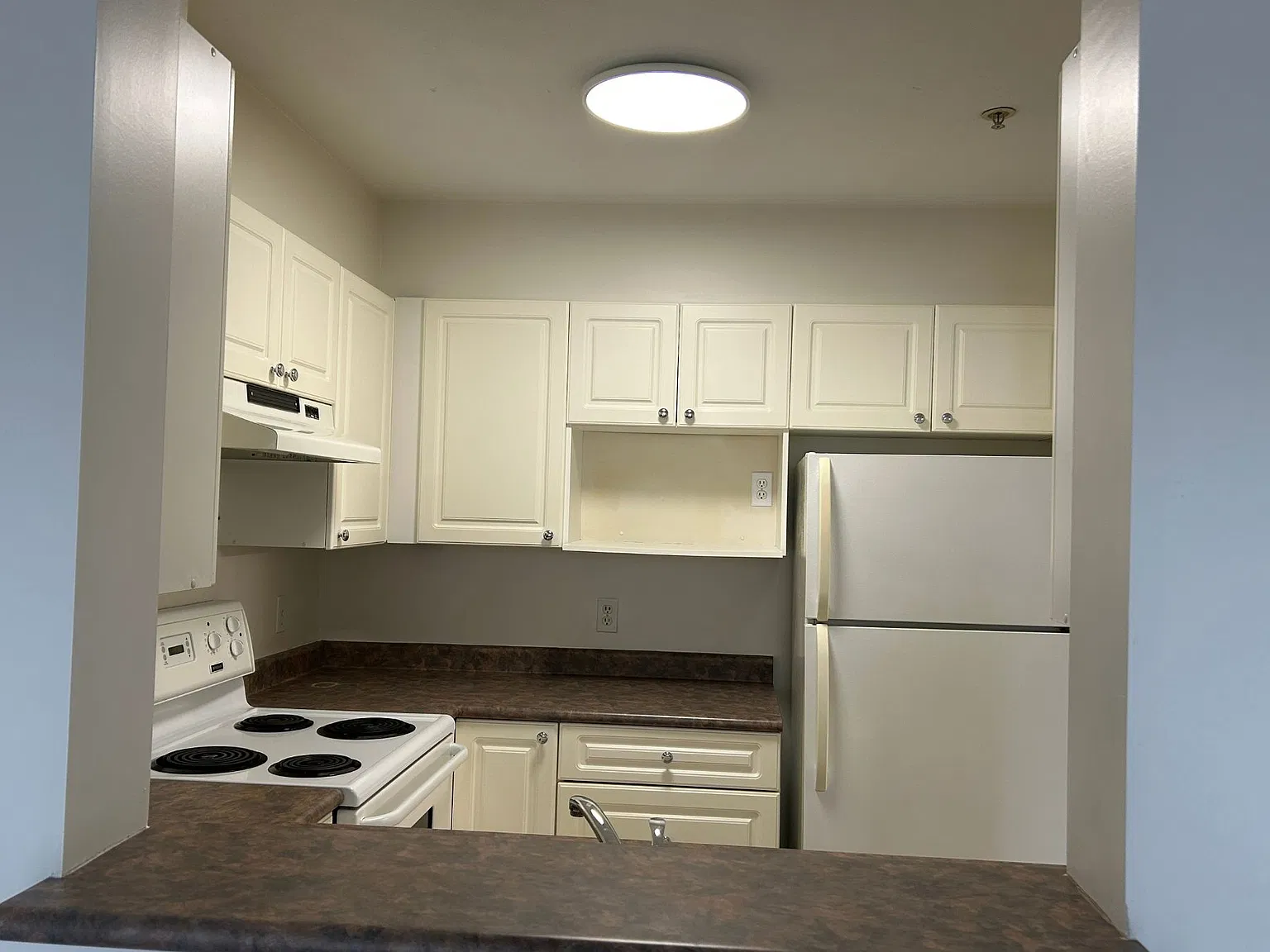 1 bed, 675 sqft, $1,800 — Photo 2