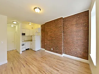 Rented by Cooper & Cooper Real Estate