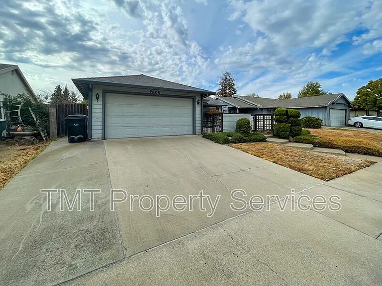8166 Morgan Hill Way — Photo 2
