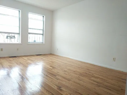 Rented by Home Solutions Real Estate Group | media 15