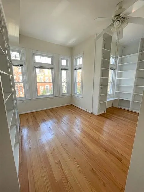 2 bed, 900 sqft, $3,295 — Photo 1