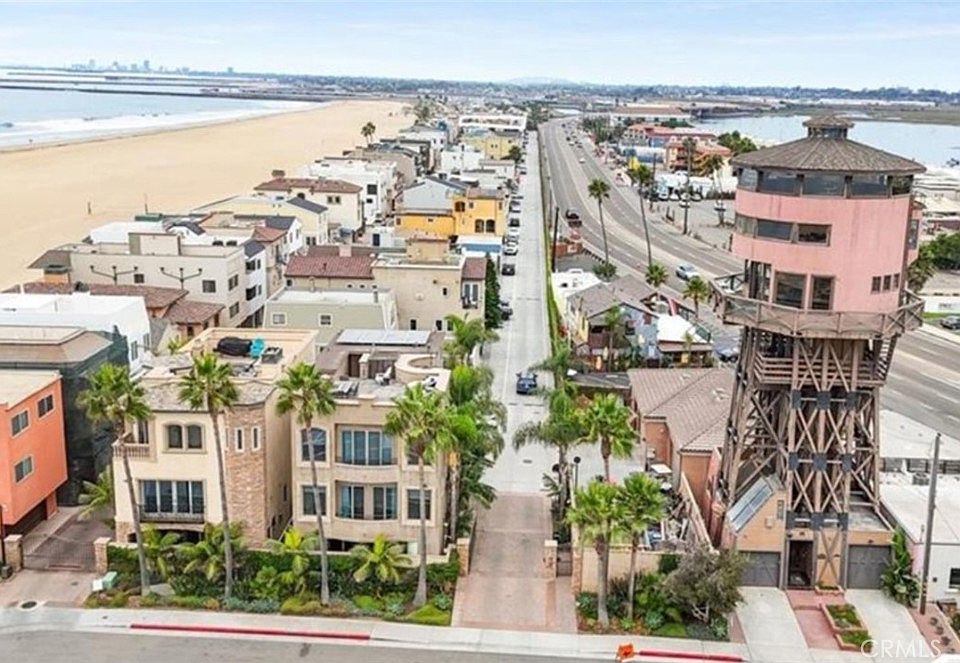 1st image of 58 Surfside Ave