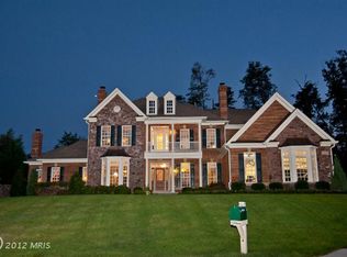 3453 Fawn Wood Ln, Fairfax, VA 22033