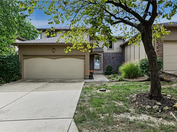 9623 Reeder St, Overland Park, KS 66214