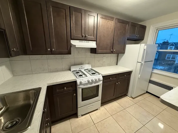 (undisclosed Address), Philadelphia, PA 19135