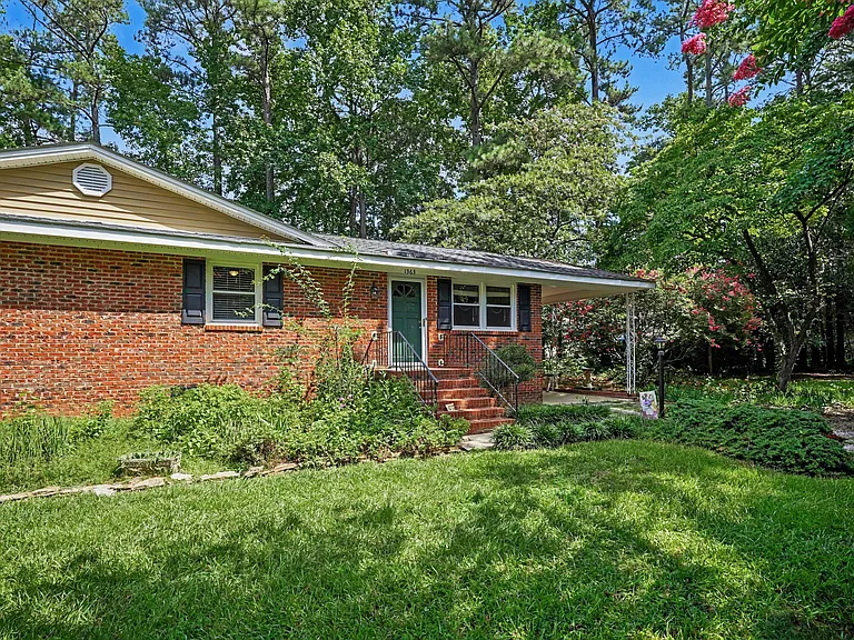 1363 Benson Rd — Photo 2