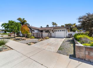 122 Edgewood Dr, Oceanside, CA 92054