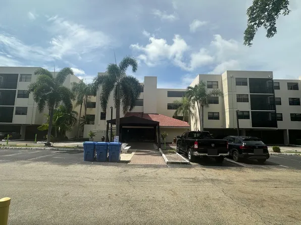 106 Lake Emerald Dr APT 214, Oakland Park, FL 33309