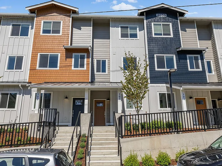 Modern Luxury Awaits at 4030 Dewey Road Brand New 2-Bedroom Townhomes with Private Garages! — Photo 6