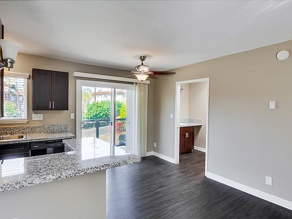 5th image of 3766 Swift Ave