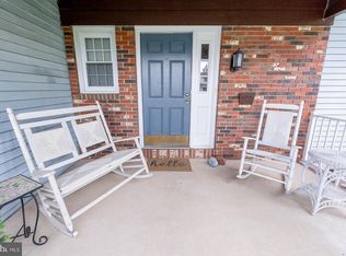 15 Stratton Dr, Hamilton, NJ 08690