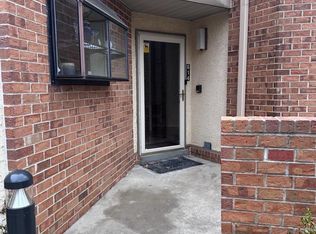 614 Augusta Cir, Mount Laurel, NJ 08054