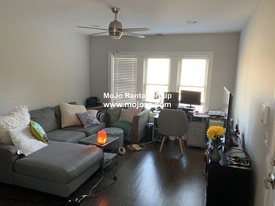 1st image of 3915 3919 N Janssen #3W