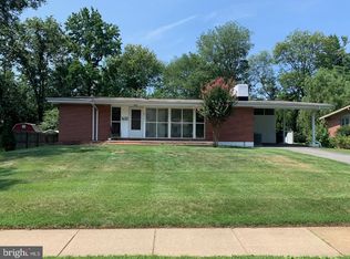 8714 Camden St, Alexandria, VA 22308