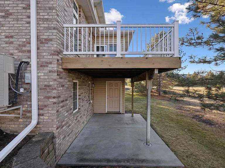 Stone Ridge Estates Apartments & Duplexes — Photo 189