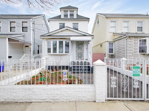 9031 204th Street, Hollis, NY 11423