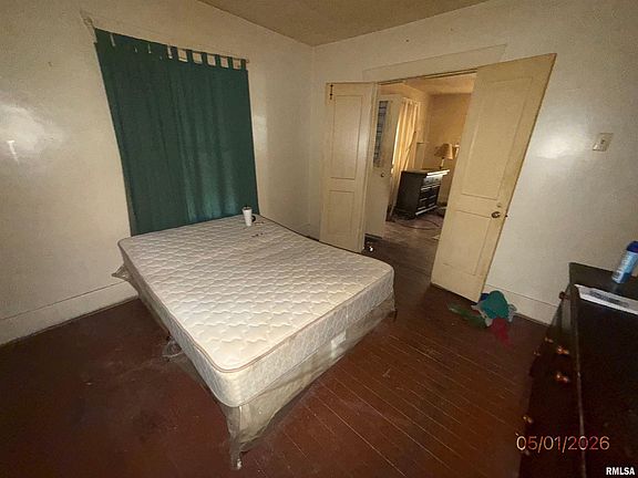 5th image of 567 S Haworth Ave