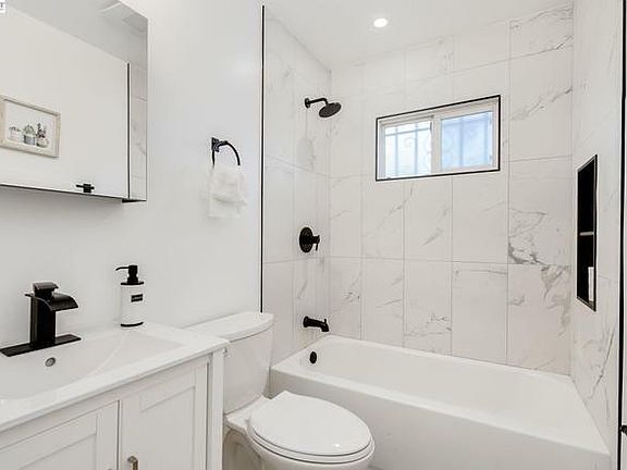 2nd image of 6628 Helen Ct #A-b