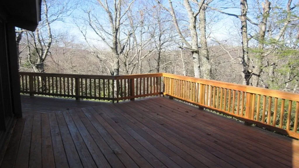 Furnished Rental in Blowing Rock Area; Absolutely Wonderful Deck for Entertaining! — Photo 2