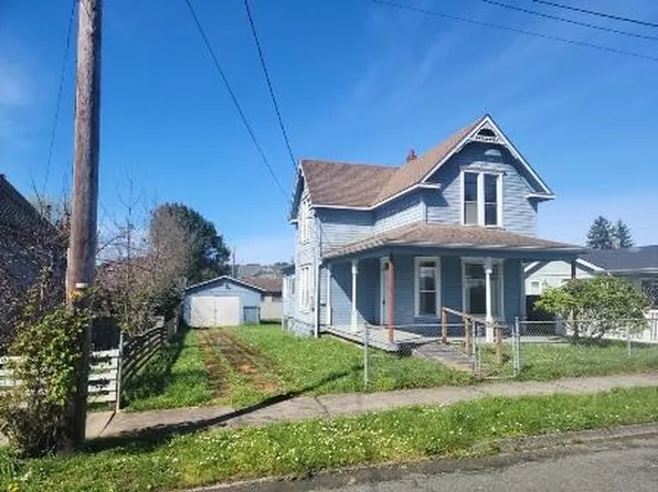 620 C St, Myrtle Point, OR 97458
