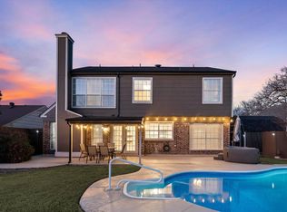 6880 Moss Ln, North Richland Hills, TX 76182