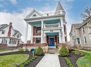 1034 S Main St, Findlay, OH 45840