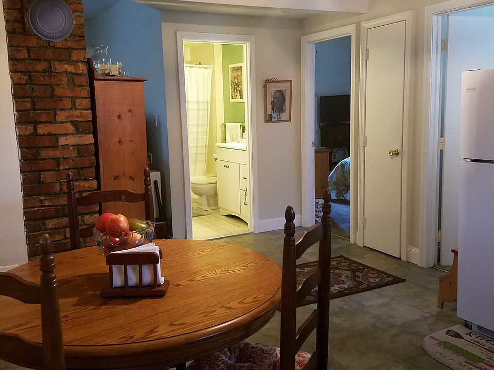 210 Simmonsville Ave Johnston RI Zillow