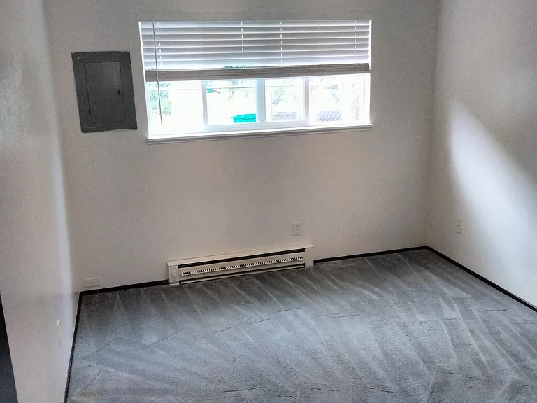 1851 SE 162nd Ave #4 — Photo 8
