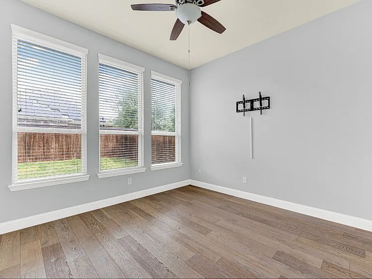 3042 Seattle Slew Dr — Photo 13