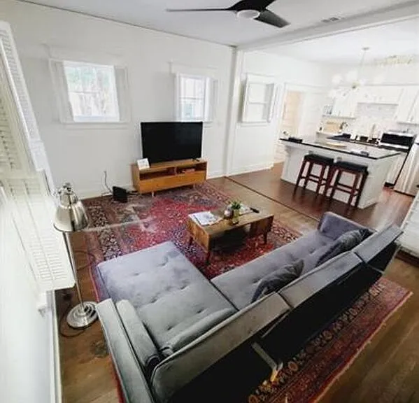 816 Charles Pl — Photo 6