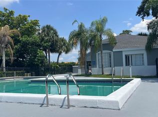 1174 Lake Terry Dr APT O, West Palm Beach, FL 33411