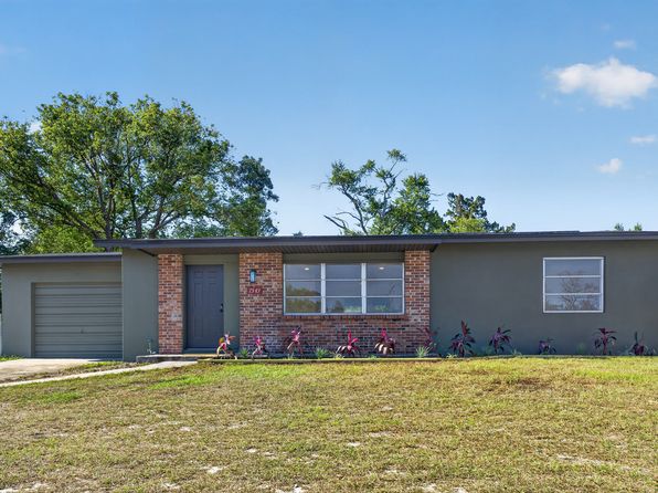 7343 Pinehurst Dr