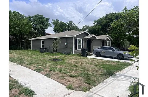 1103 Attas Ave #B Photo 1
