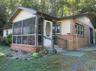 275 Gillespie Rd, Burnsville, NC 28714