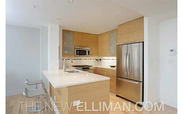 Sold by Douglas Elliman | media 15