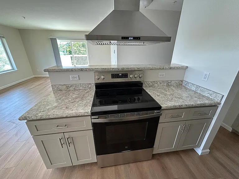 2259 Highview Ln W #E302 — Photo 3