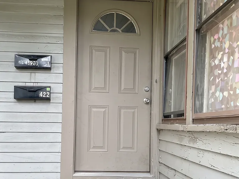 119 N Hamilton St #1 — Photo 4