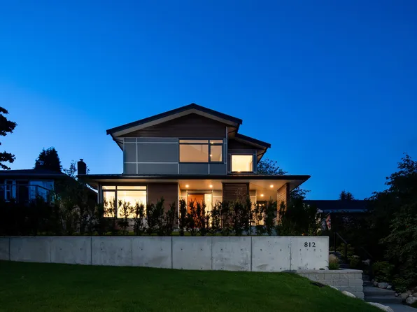 812 E 6th St, North Vancouver, BC V7L 1R7