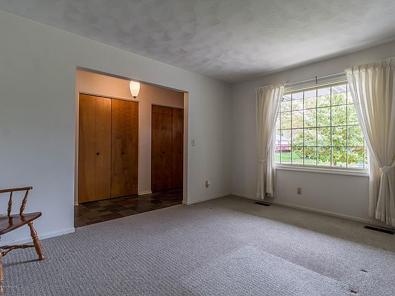 4th image of 2315 Tulane Dr