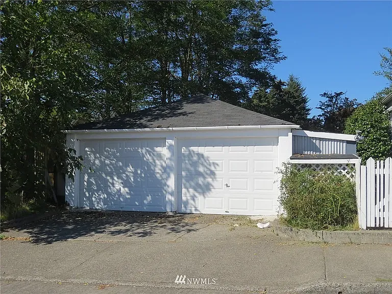 9205 Wallingford Ave N — Photo 3