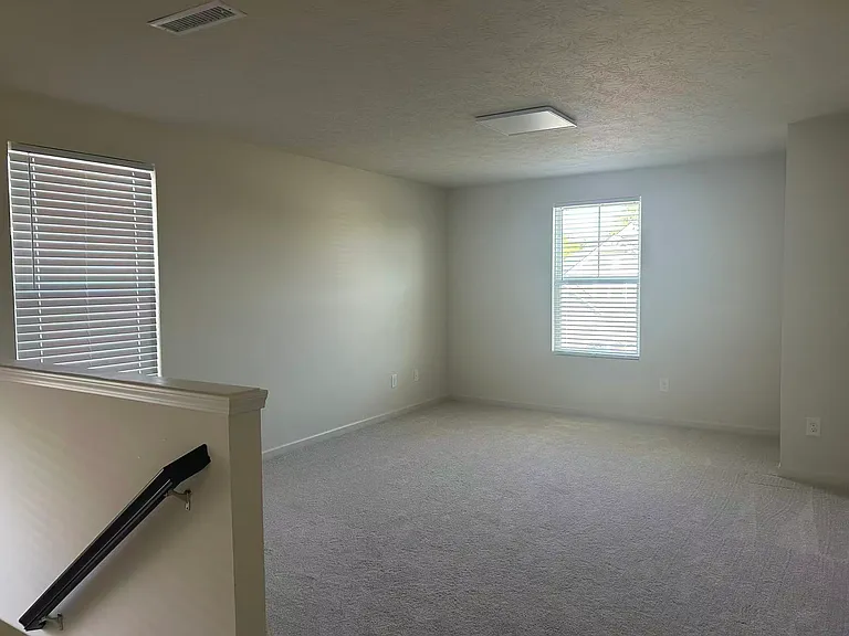 3296 Hadley Dr — Photo 15