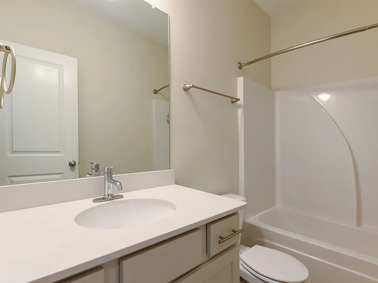 305 Kara Ln — Photo 6