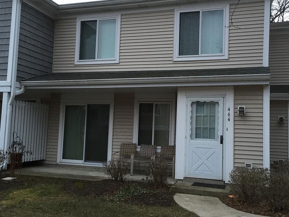 1st image of 464 Stevenson Pl