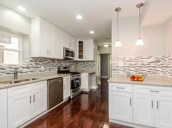 8759 S Michigan Ave, Chicago, IL 60619