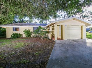 2851 Fiesta Dr, Venice, FL 34293