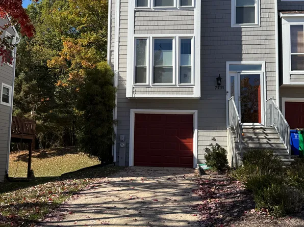 7711 Heatherside Ln, Ellicott City, MD 21043
